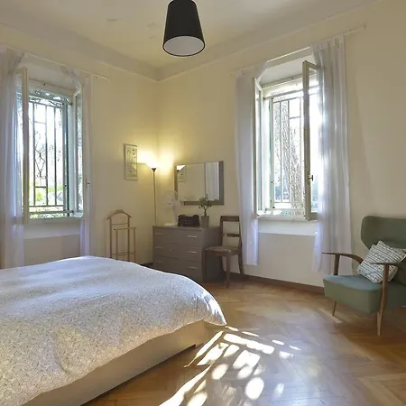 Ur-Nest Alberti - Garden Villa Apartment *
